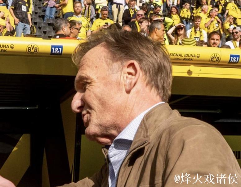 多特CEO瓦茨克:球队薪资下调至年底 多特CEO瓦茨克:球队薪资下调至年底